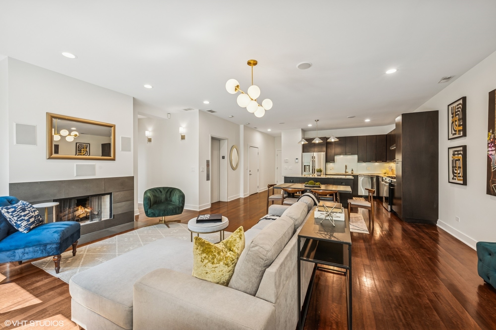 1750 W Division Street Unit: 301