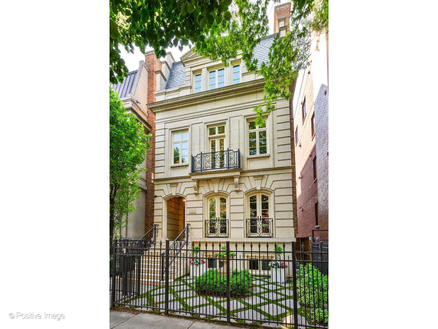 2248 N Orchard Street