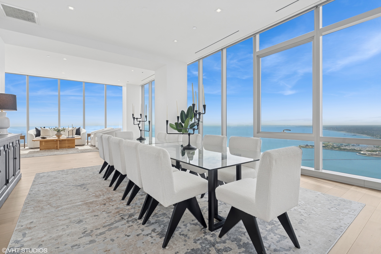 363 E Wacker Drive Unit: 7501