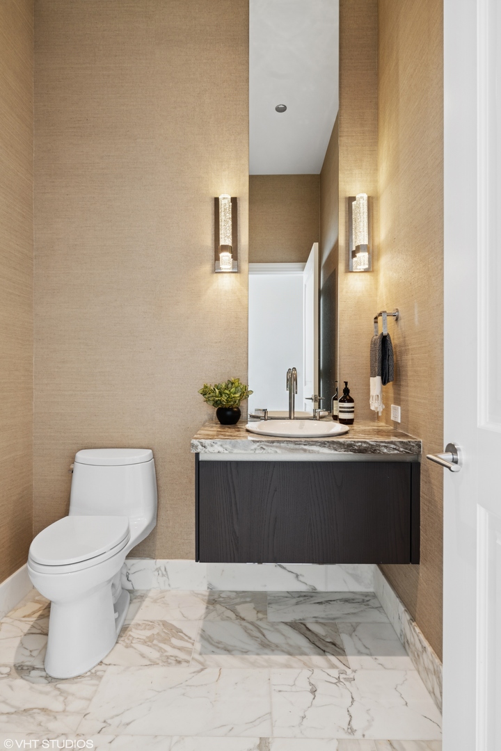 363 E Wacker Drive Unit: 7501