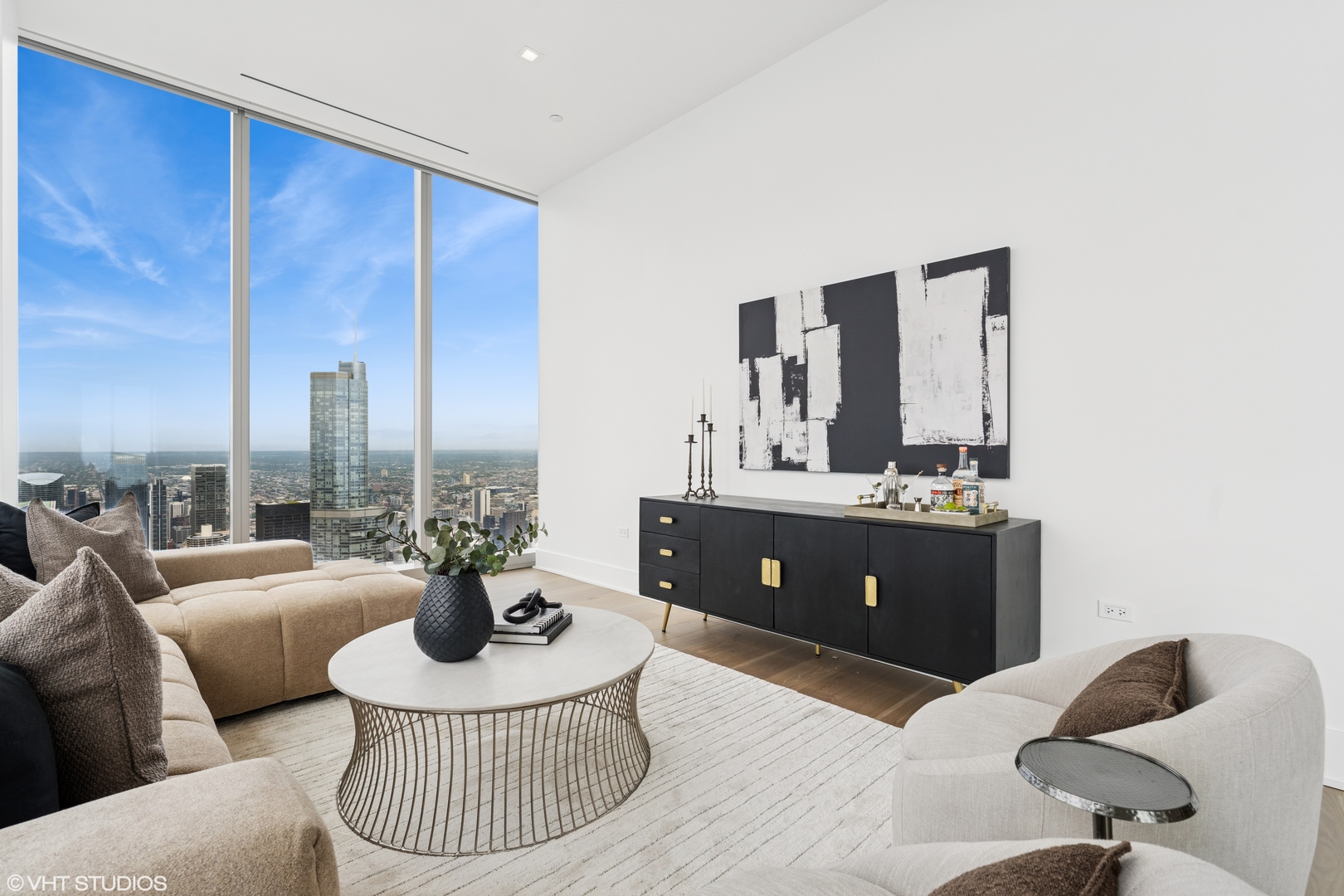 363 E Wacker Drive Unit: 7501