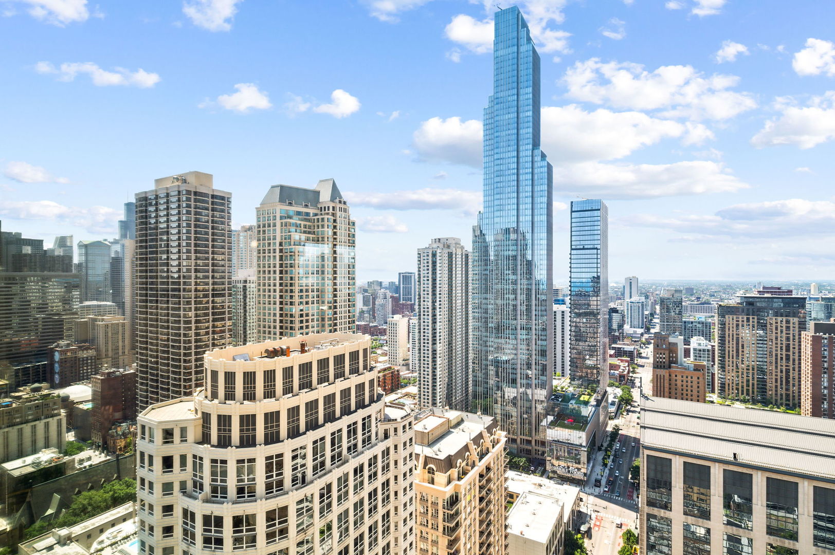 800 N Michigan Avenue Unit: 3603