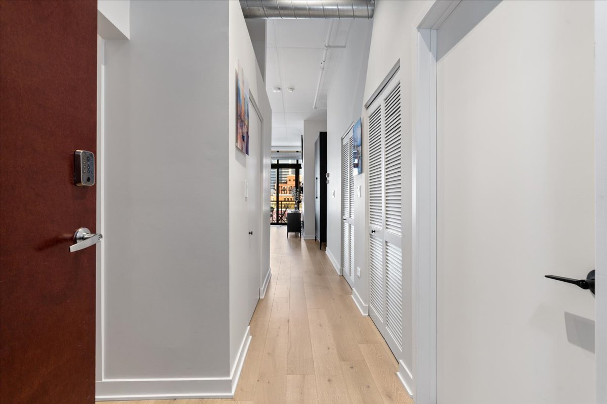 740 W Fulton Street Unit: 507