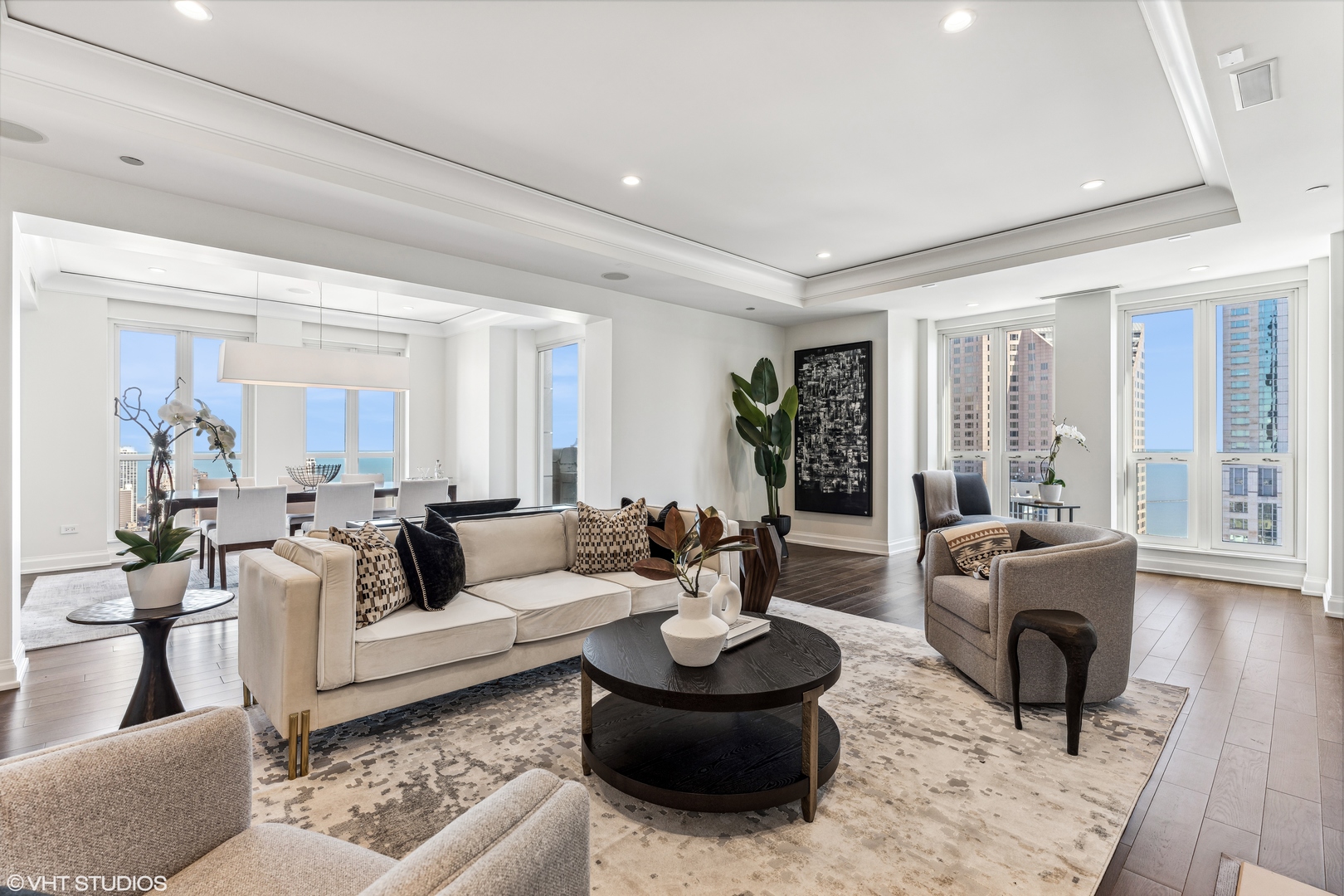 11 E Walton Street Unit: 4202