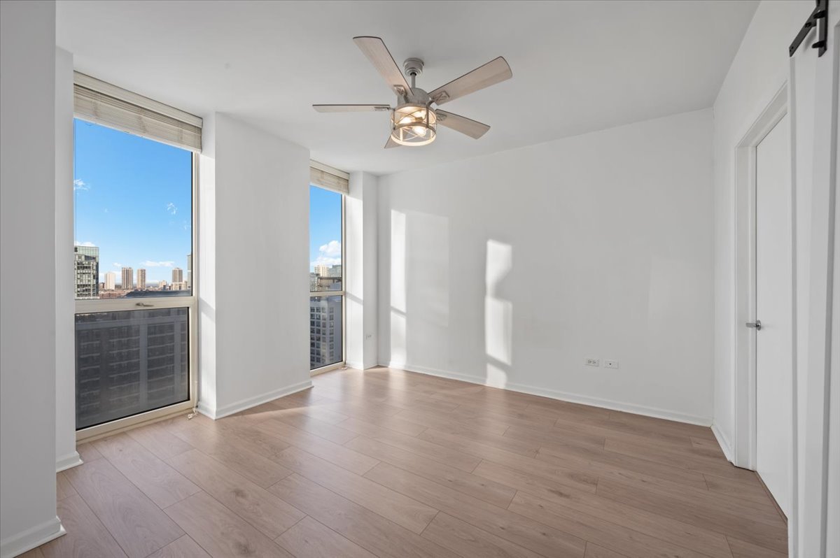 645 N Kingsbury Street Unit: 2003