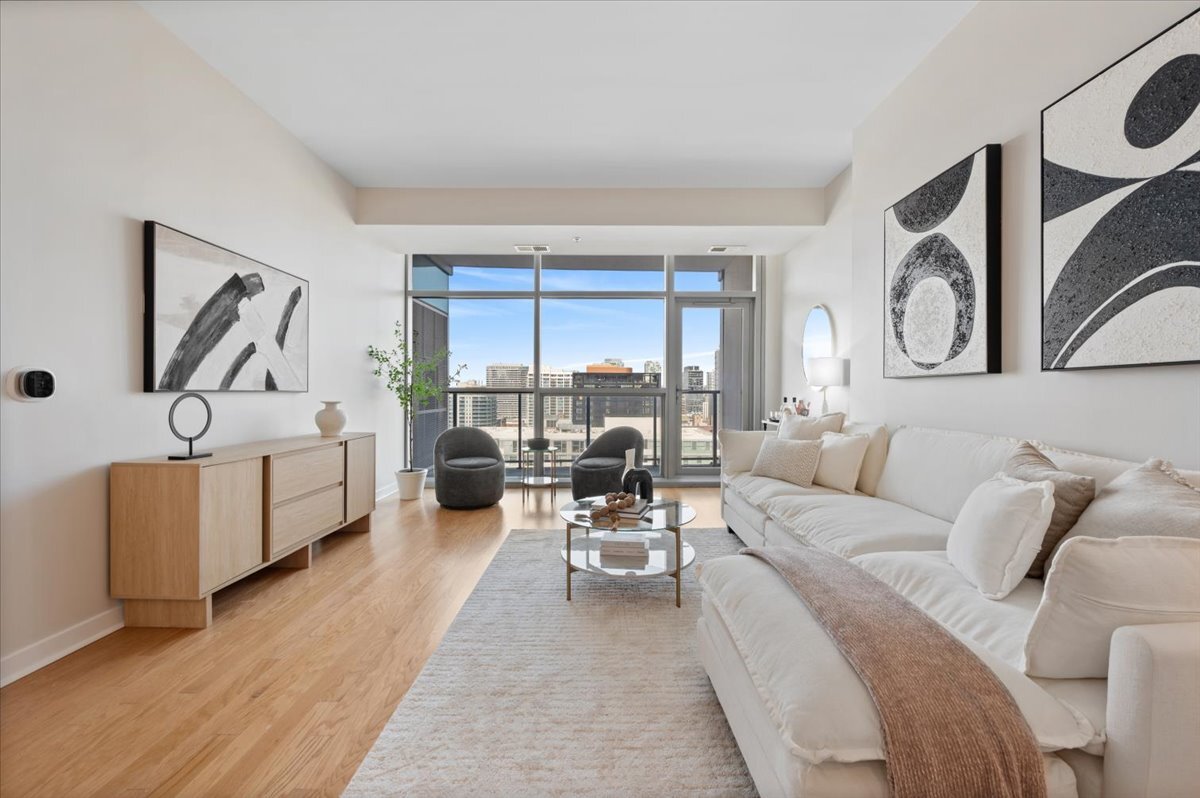 303 W Ohio Street Unit: 1808