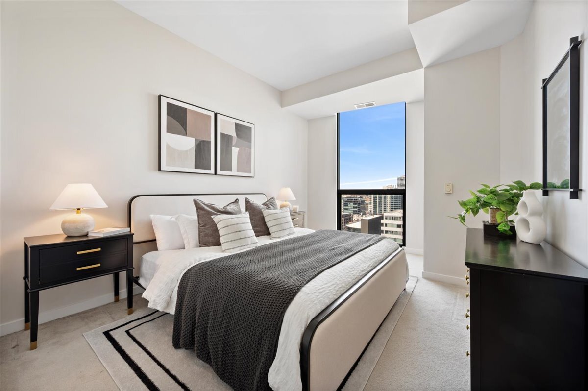 303 W Ohio Street Unit: 1808