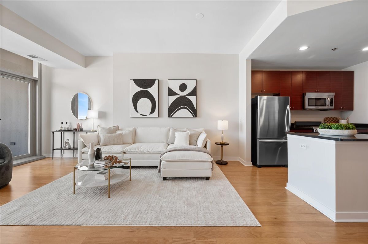 303 W Ohio Street Unit: 1808