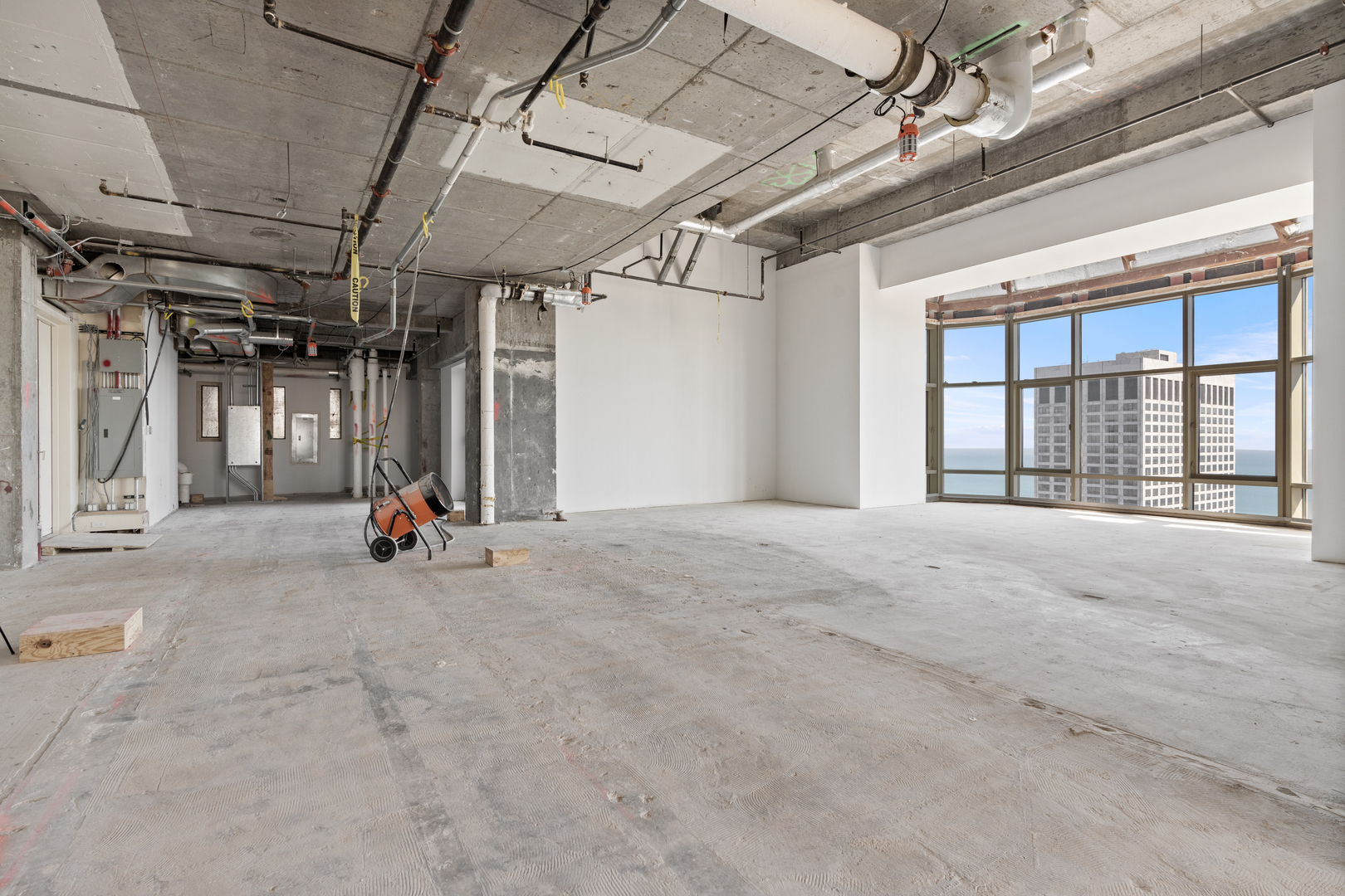 800 N Michigan Avenue Unit: PH67