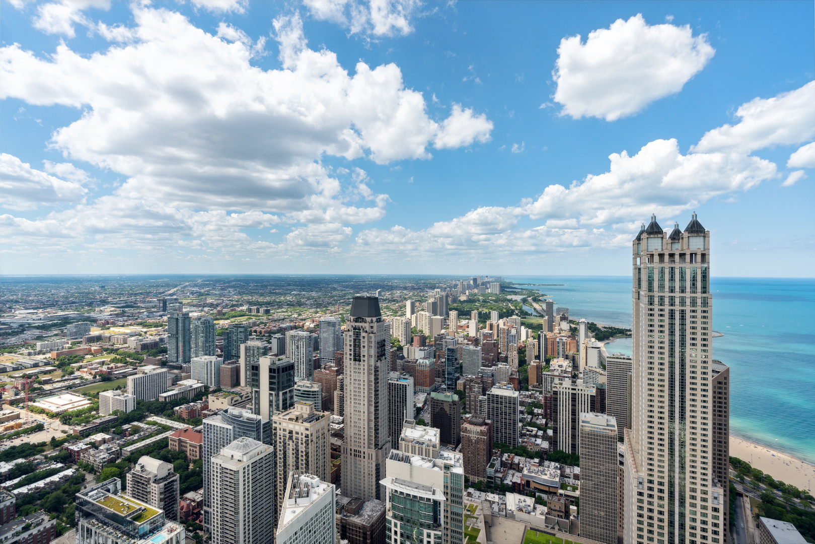 800 N Michigan Avenue Unit: PH67