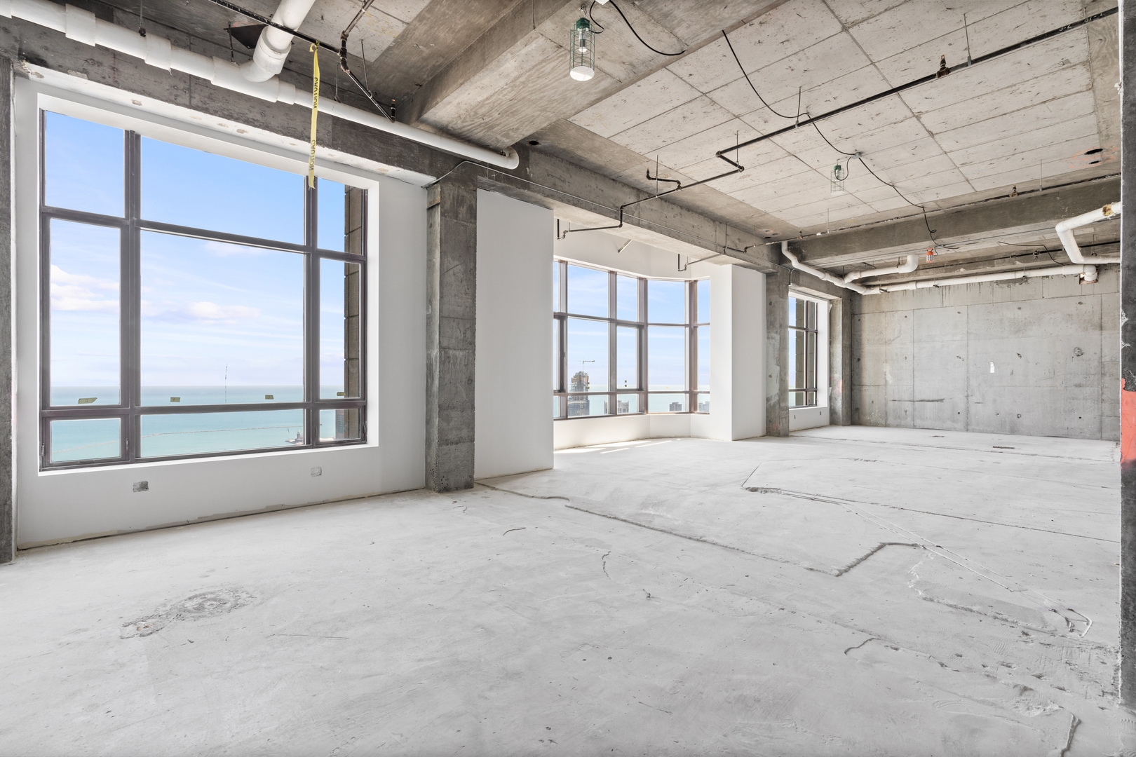 800 N Michigan Avenue Unit: PH67