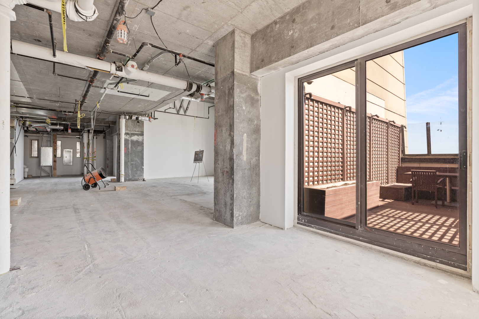 800 N Michigan Avenue Unit: PH67