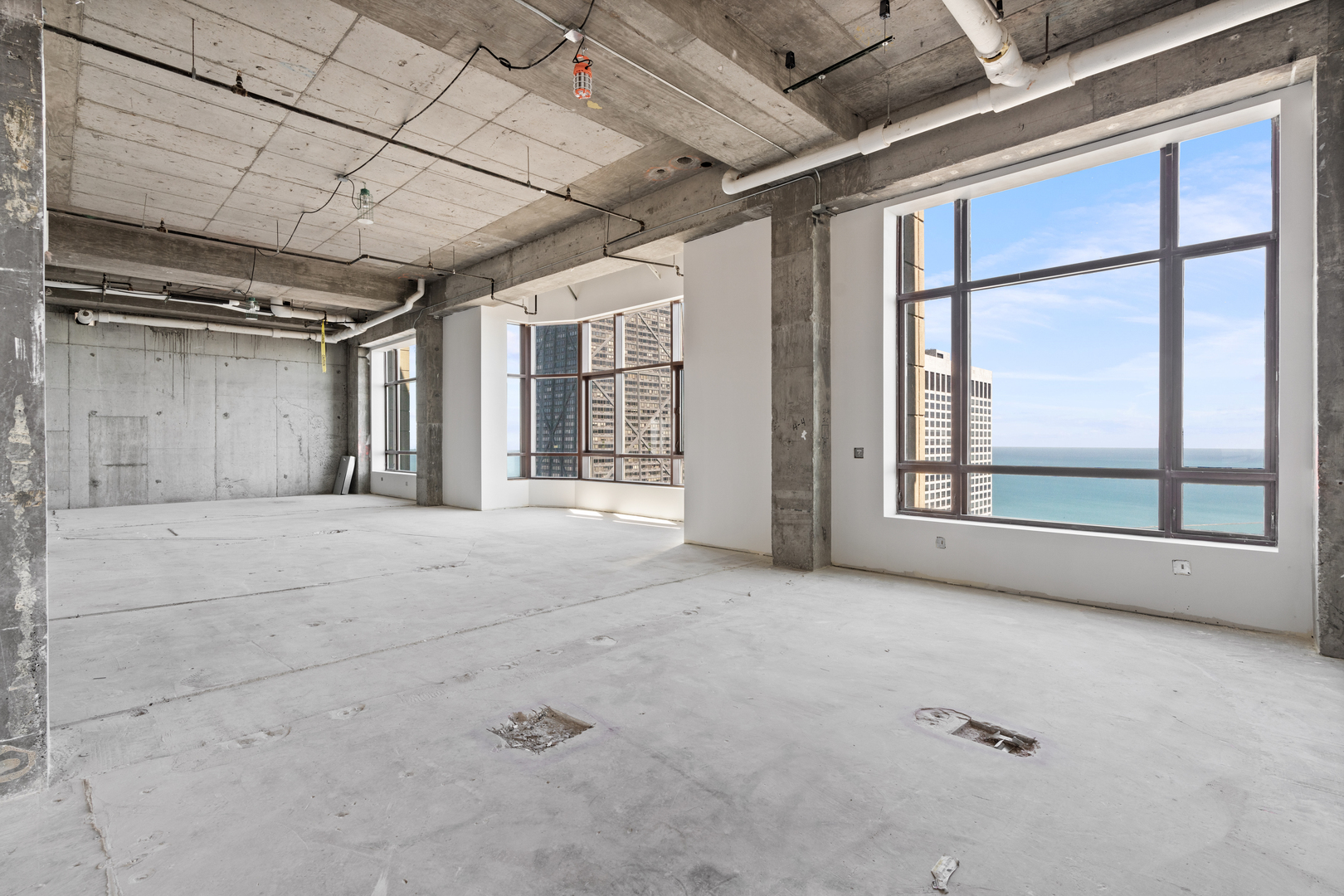 800 N Michigan Avenue Unit: PH67