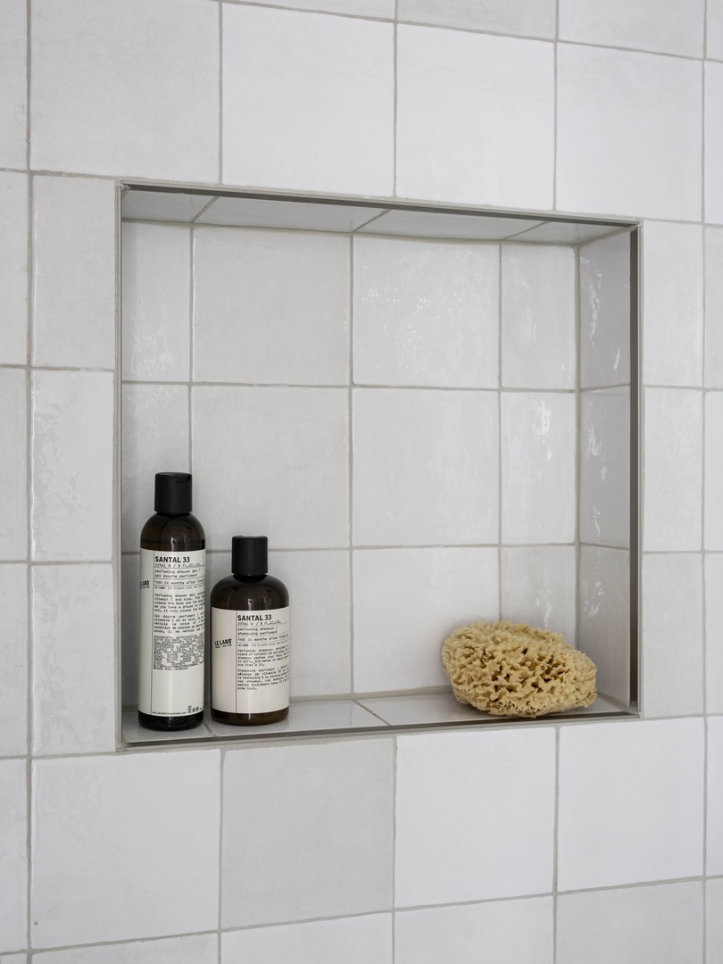 744 N Clark Street Unit: 1001