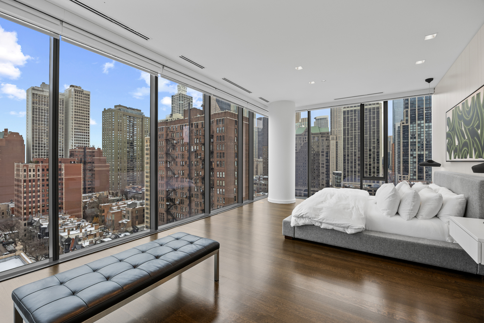4 E Elm Street Unit: 12S