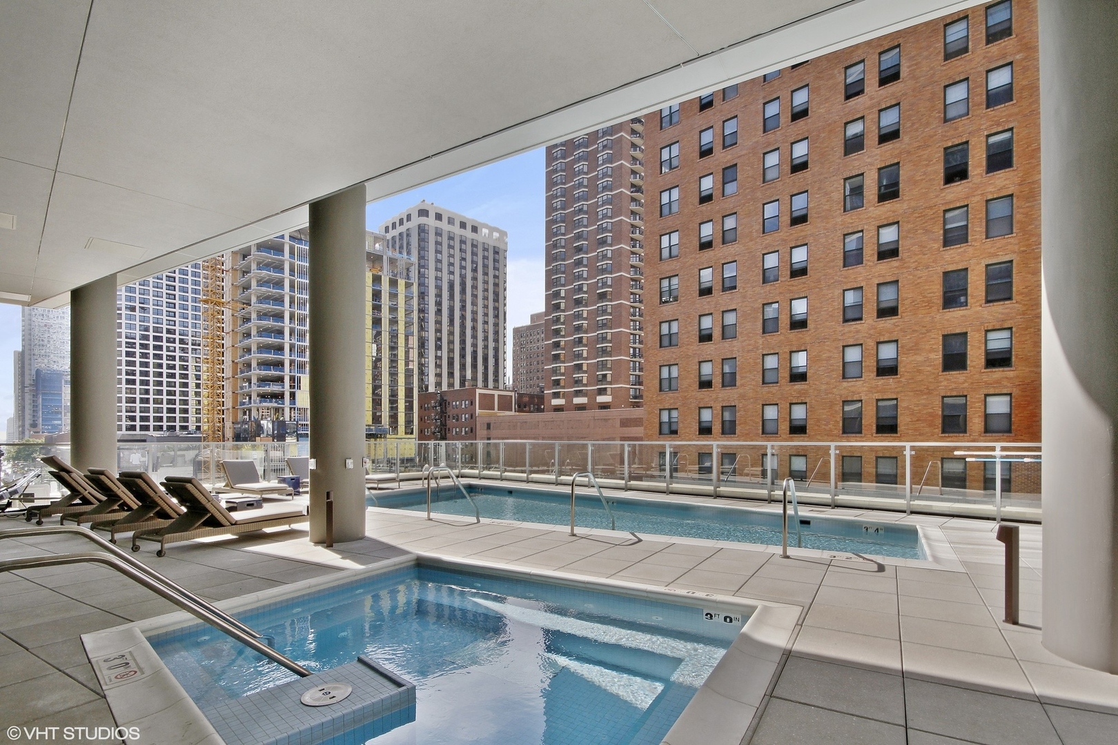 4 E Elm Street Unit: 12S