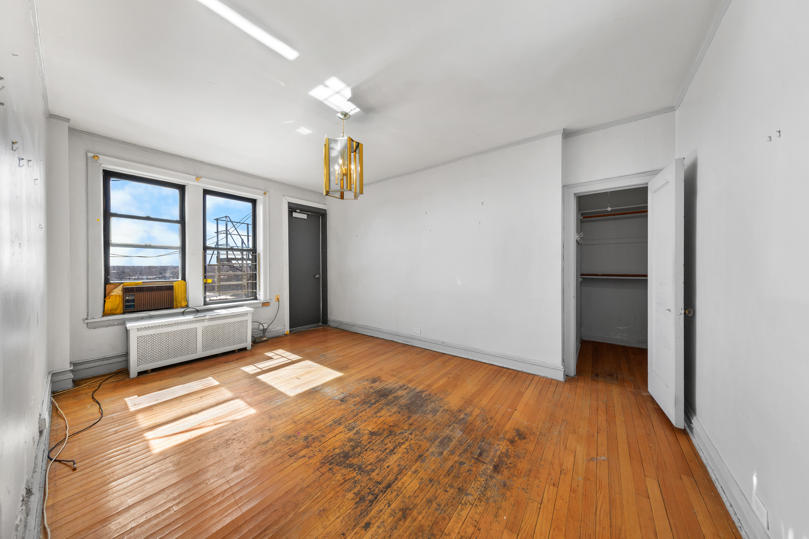 6935 S Crandon Avenue Unit: 8D