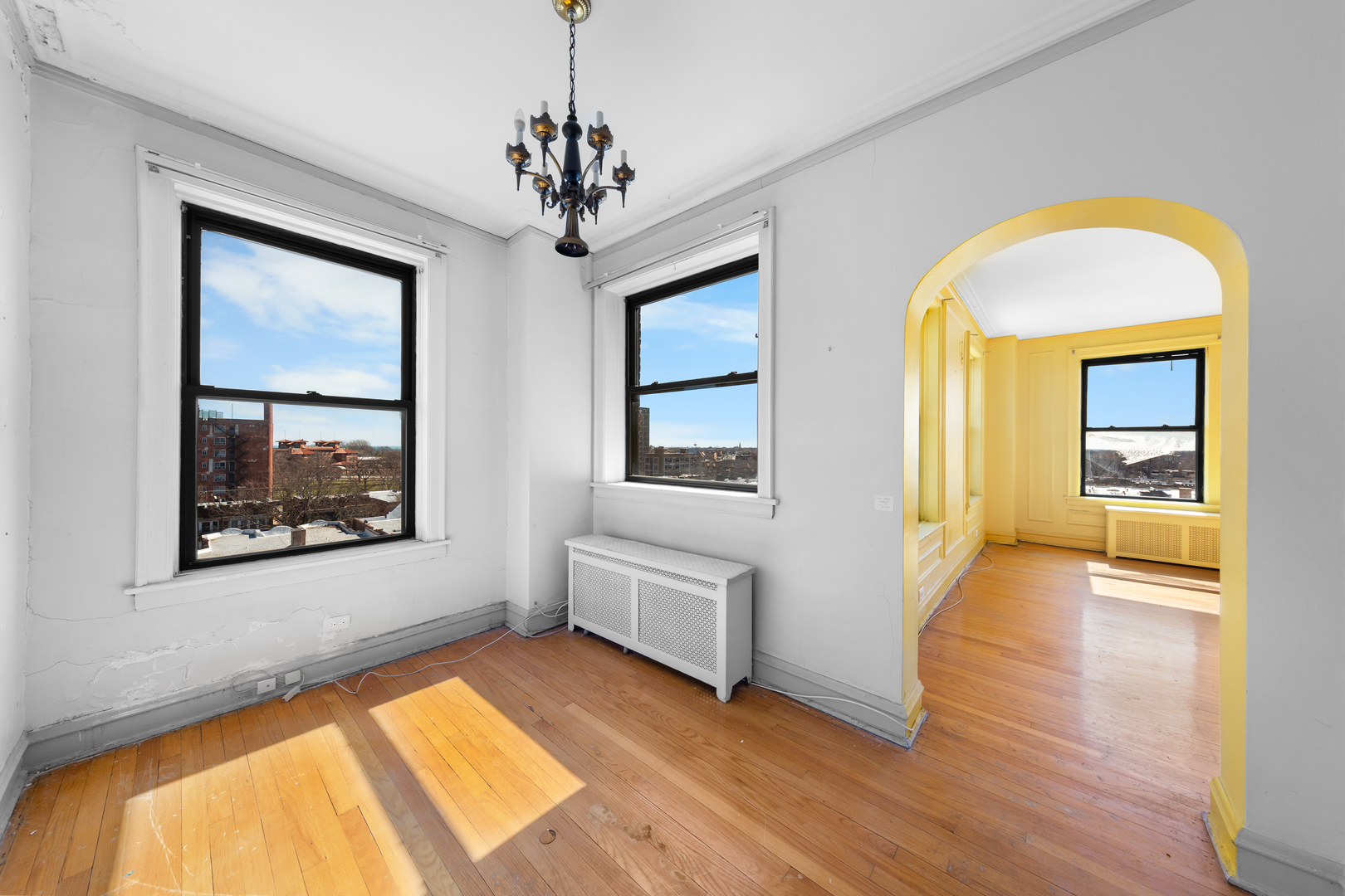 6935 S Crandon Avenue Unit: 8D