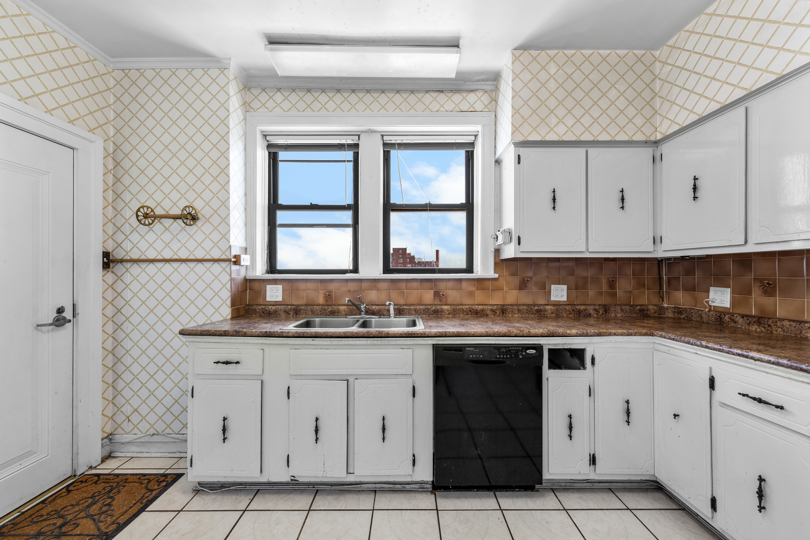 6935 S Crandon Avenue Unit: 8D