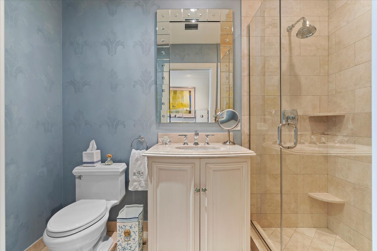 11 E Walton Street Unit: 4402