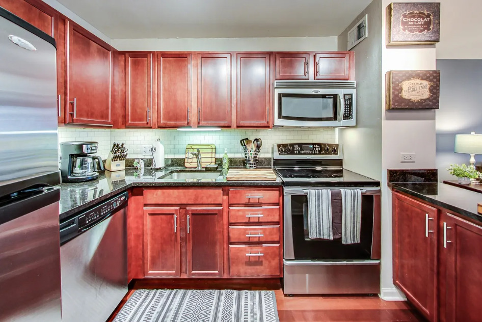 222 E PEARSON Street Unit: 2307
