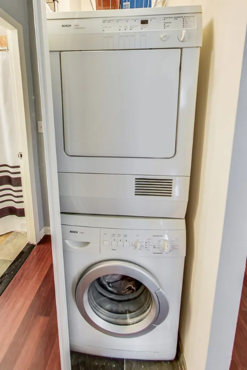 222 E PEARSON Street Unit: 2307