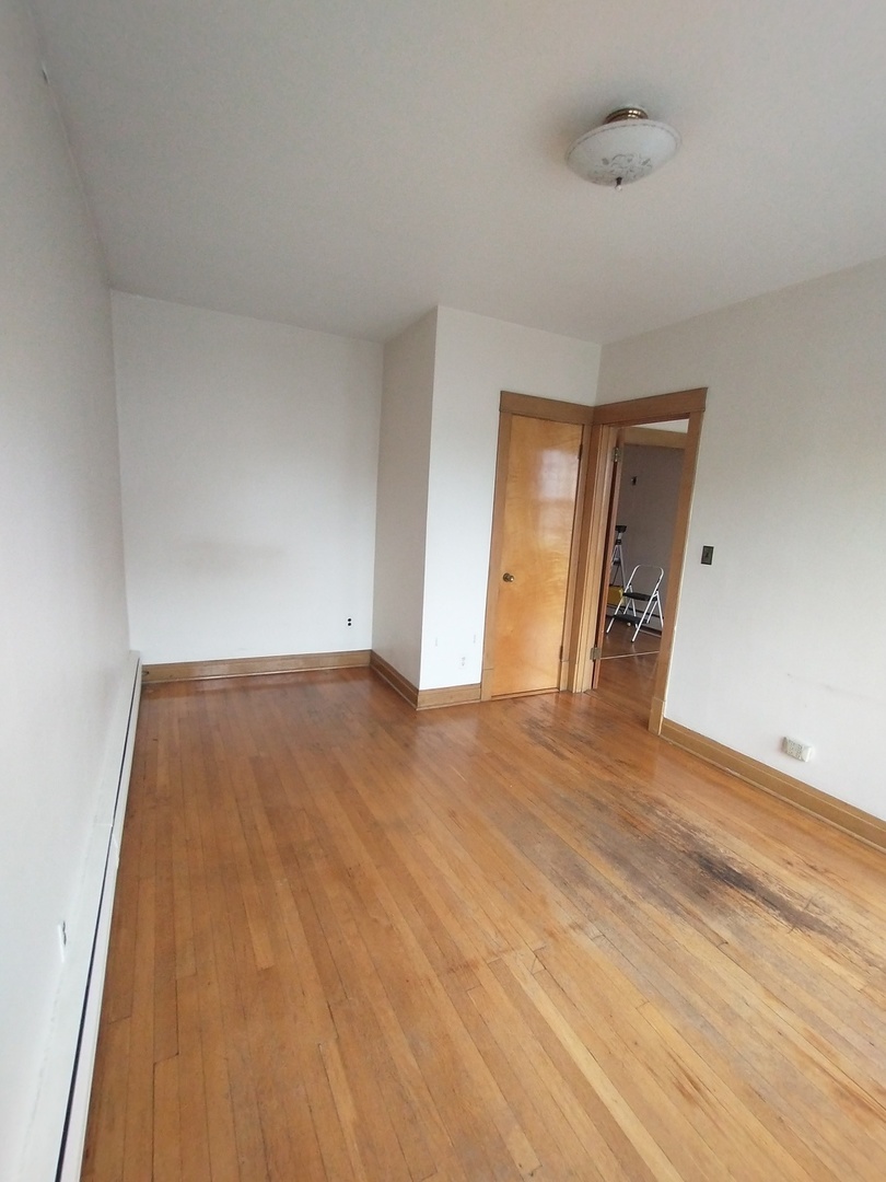 3646 W Wrightwood Avenue Unit: 2