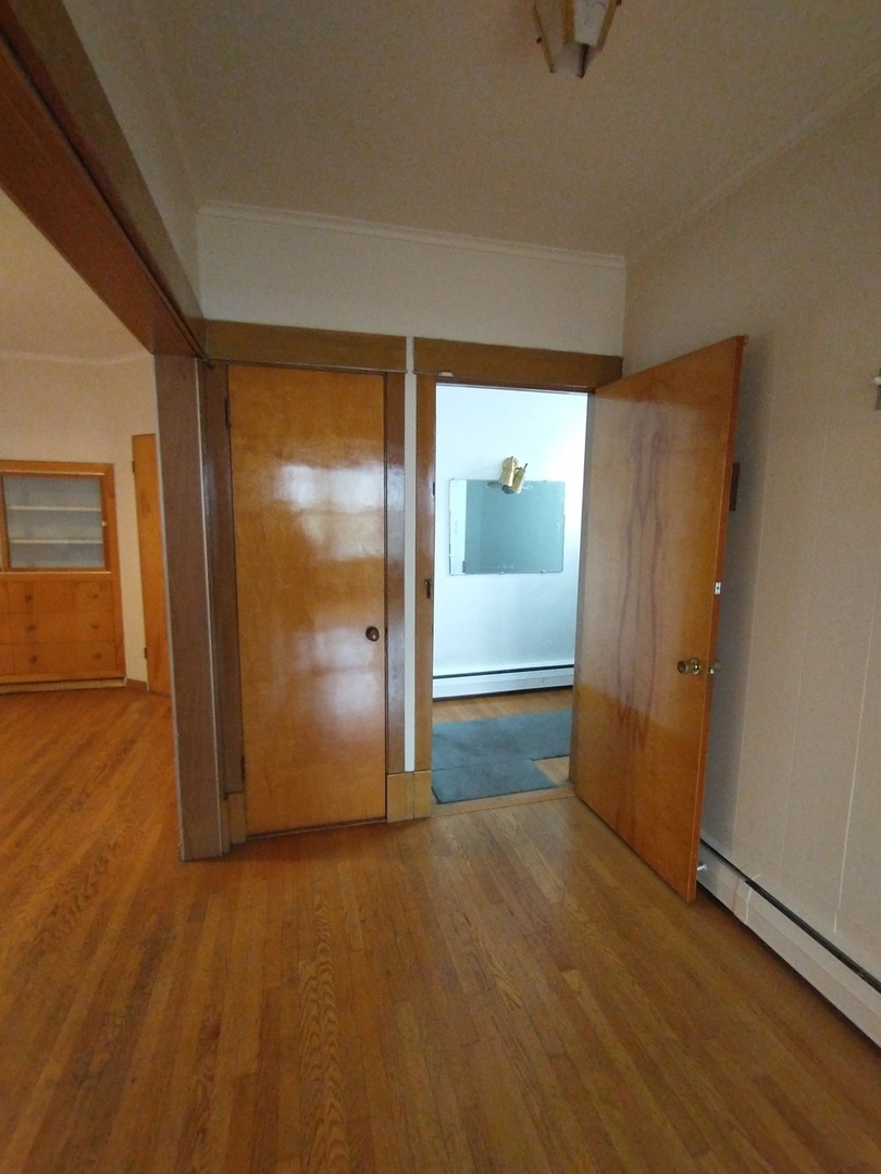 3646 W Wrightwood Avenue Unit: 2