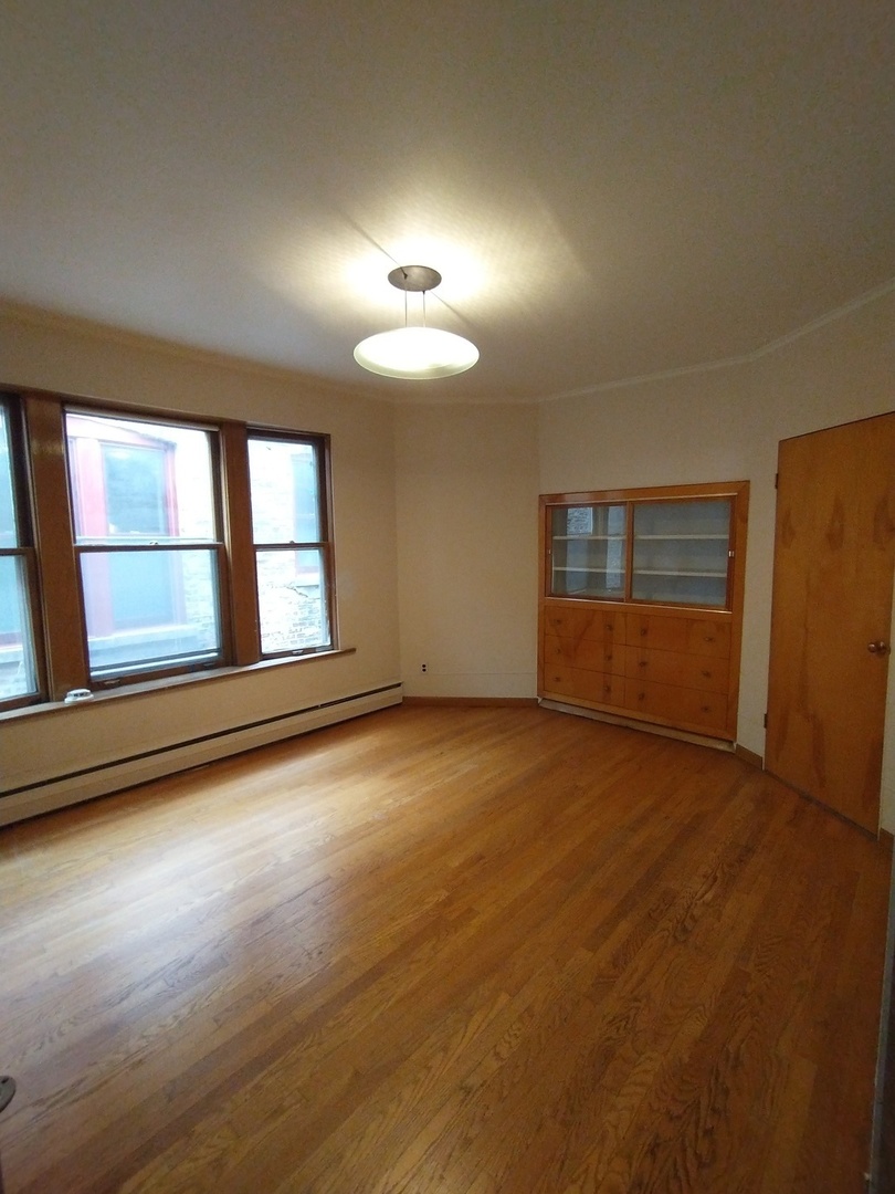 3646 W Wrightwood Avenue Unit: 2