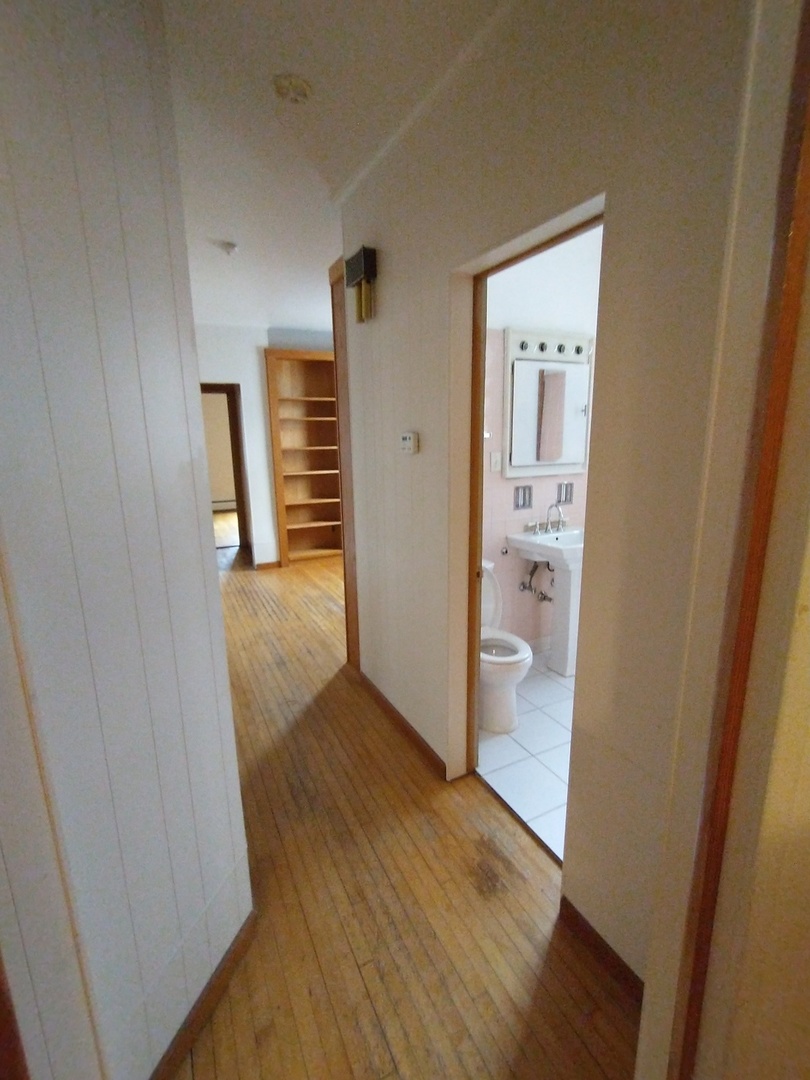 3646 W Wrightwood Avenue Unit: 2