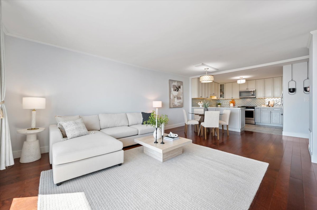 5855 N Sheridan Road Unit: 25G