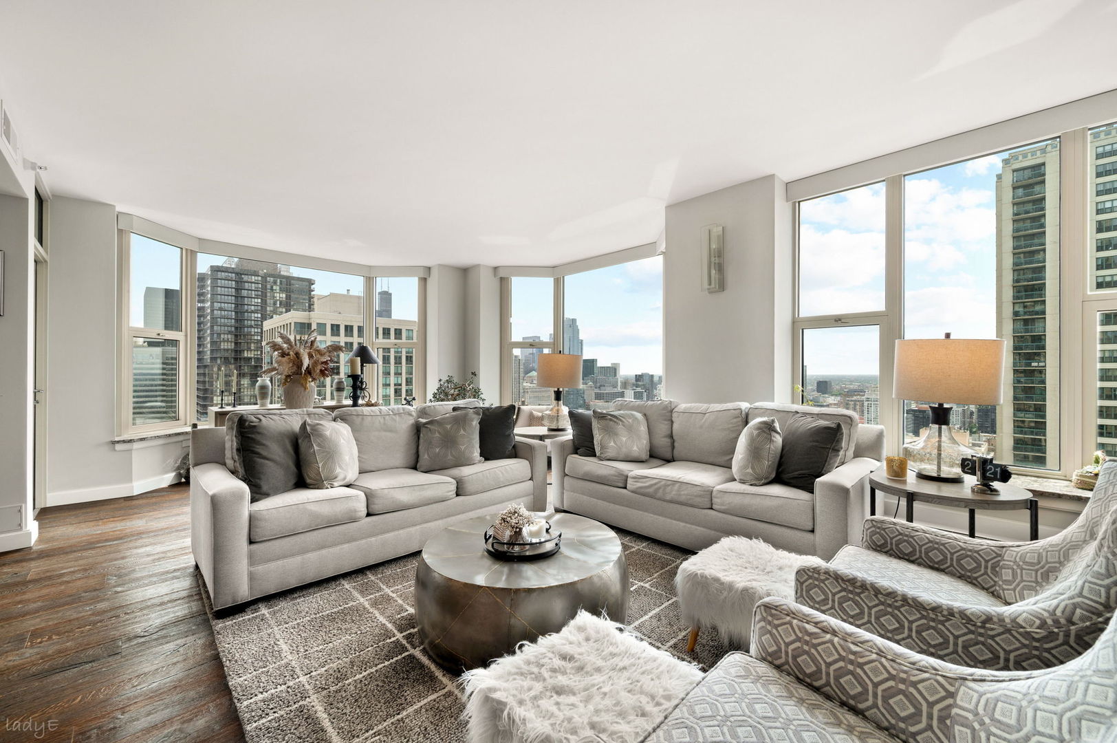 25 E Superior Street Unit: 3601