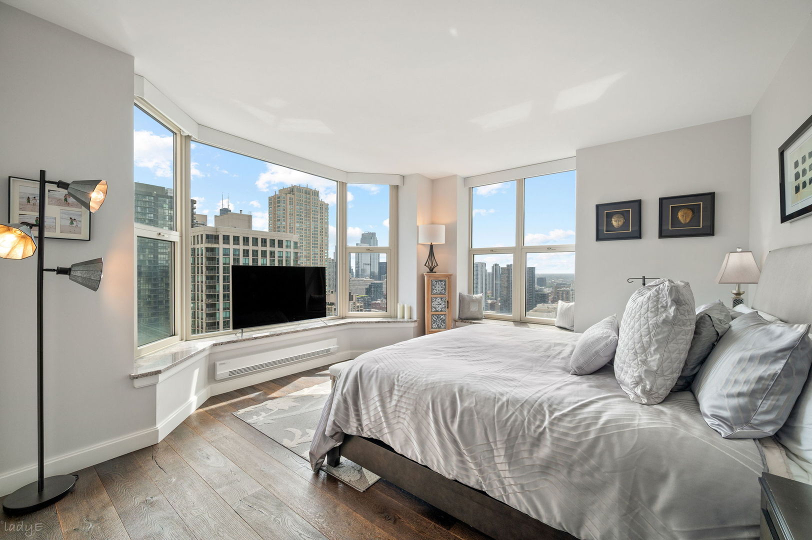 25 E Superior Street Unit: 3601