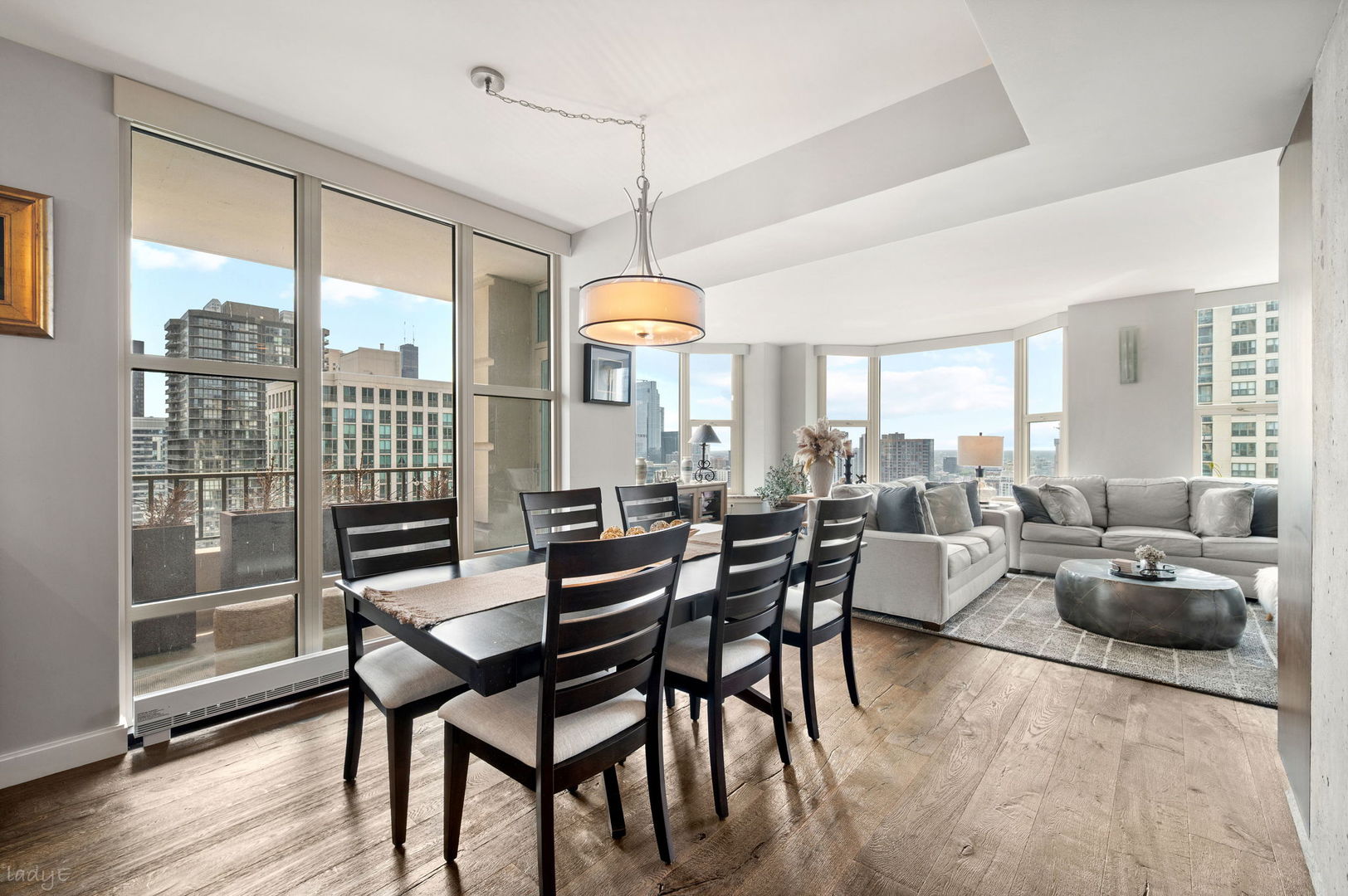 25 E Superior Street Unit: 3601