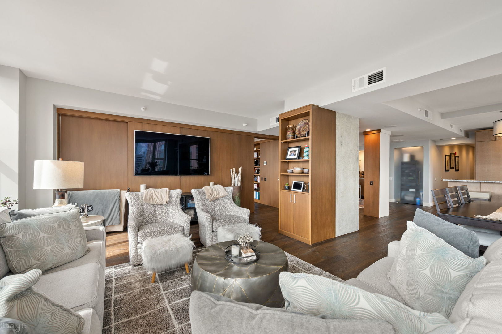 25 E Superior Street Unit: 3601