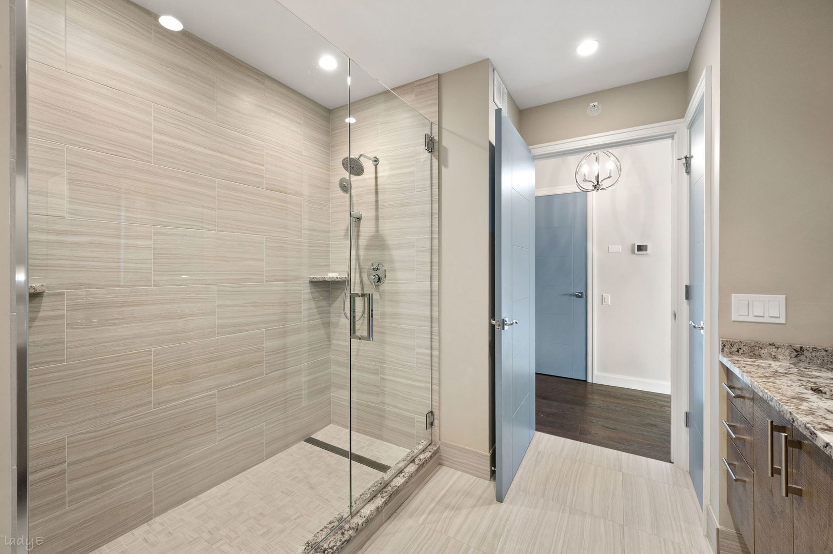 25 E Superior Street Unit: 3601