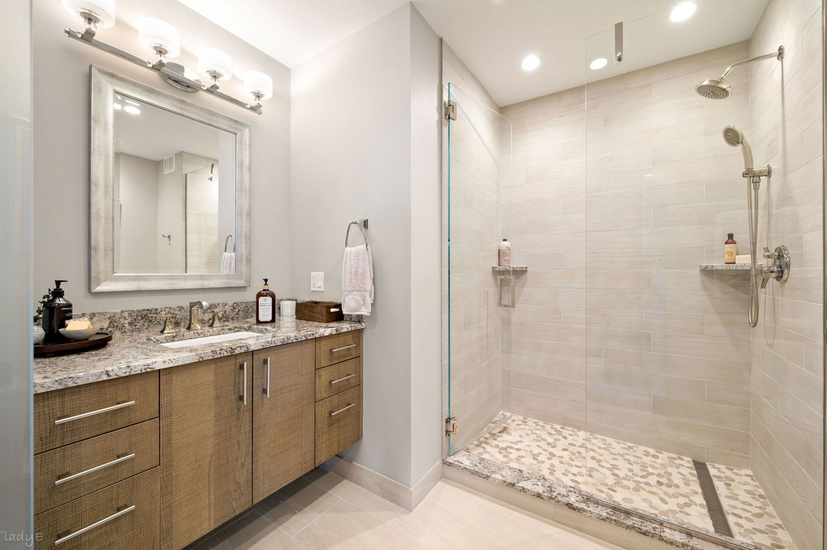 25 E Superior Street Unit: 3601