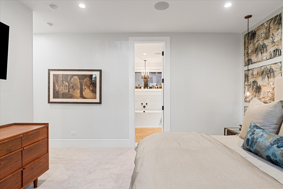 2207 N Orchard Street Unit: 1