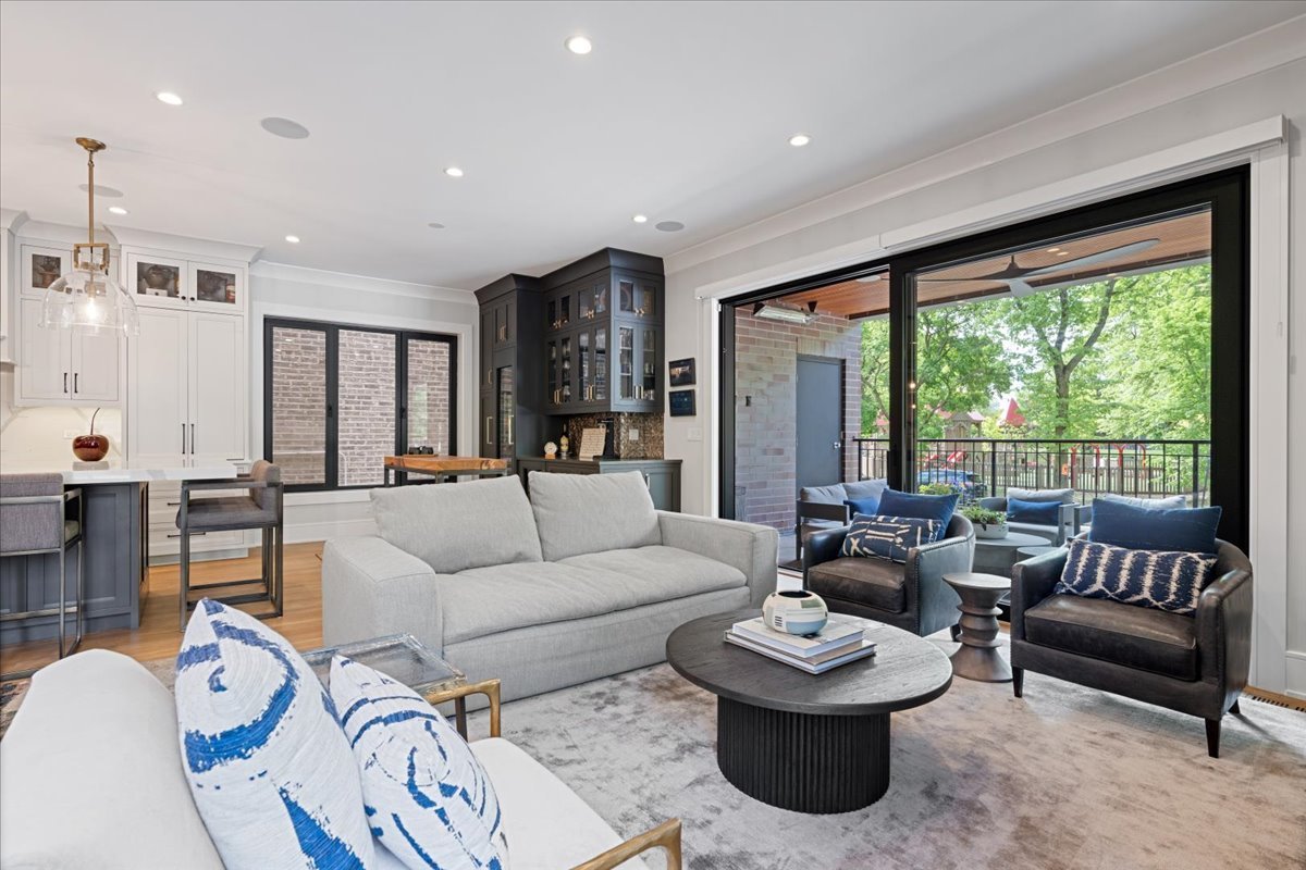 2207 N Orchard Street Unit: 1