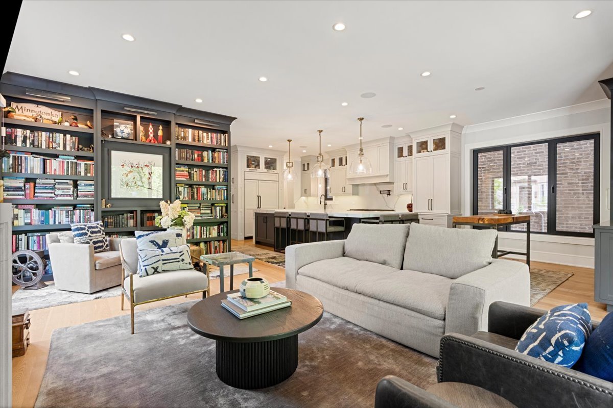 2207 N Orchard Street Unit: 1