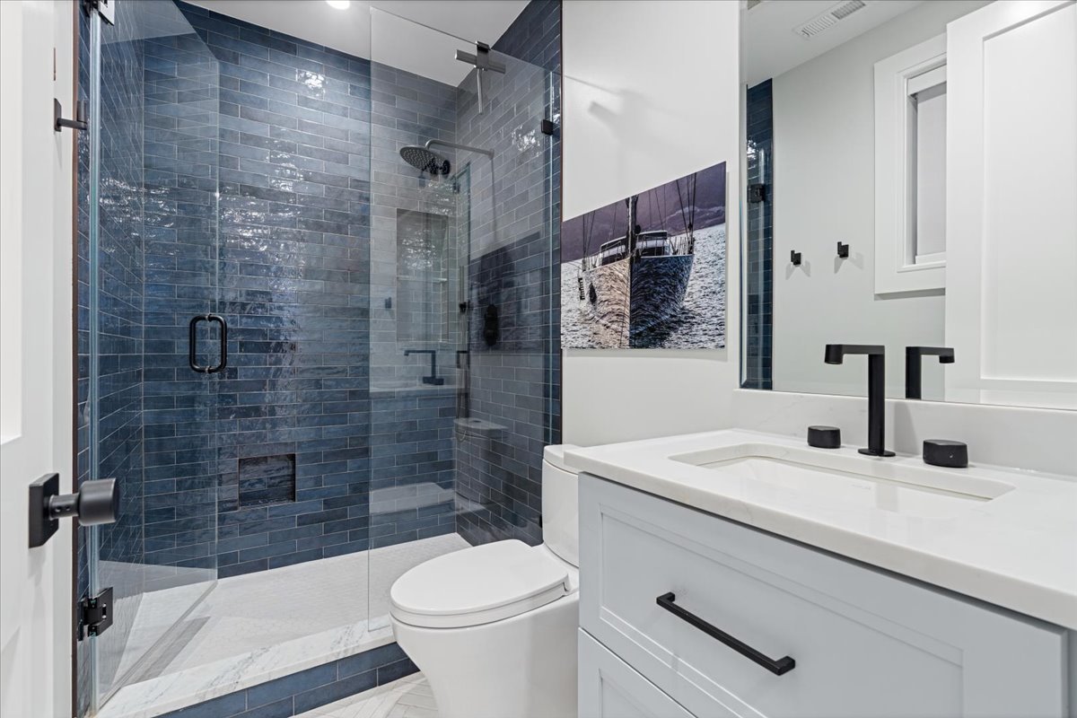 2207 N Orchard Street Unit: 1