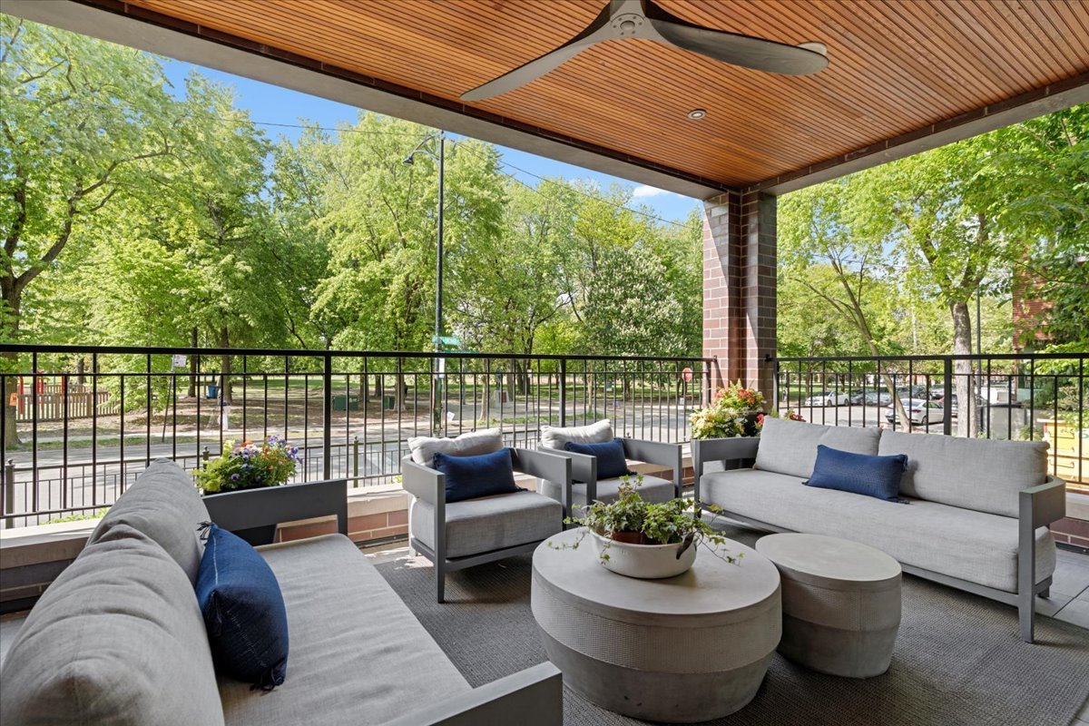 2207 N Orchard Street Unit: 1