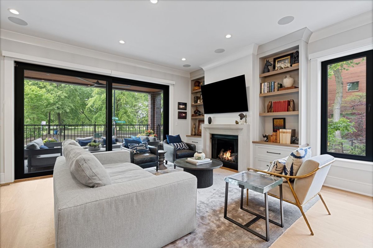 2207 N Orchard Street Unit: 1