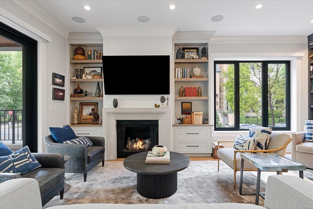 2207 N Orchard Street Unit: 1