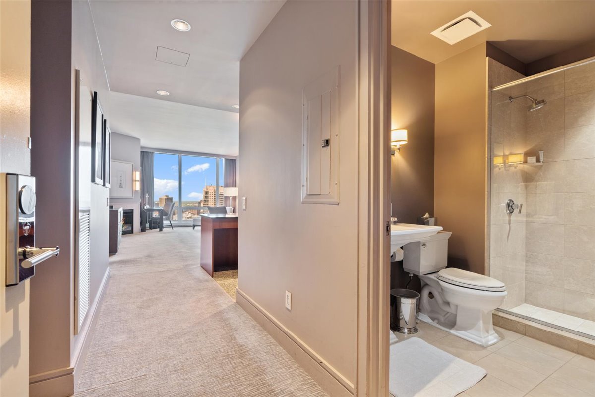 401 N Wabash Avenue Unit: 2222