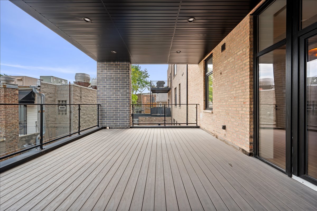 1425 W Fullerton Avenue Unit: 2N
