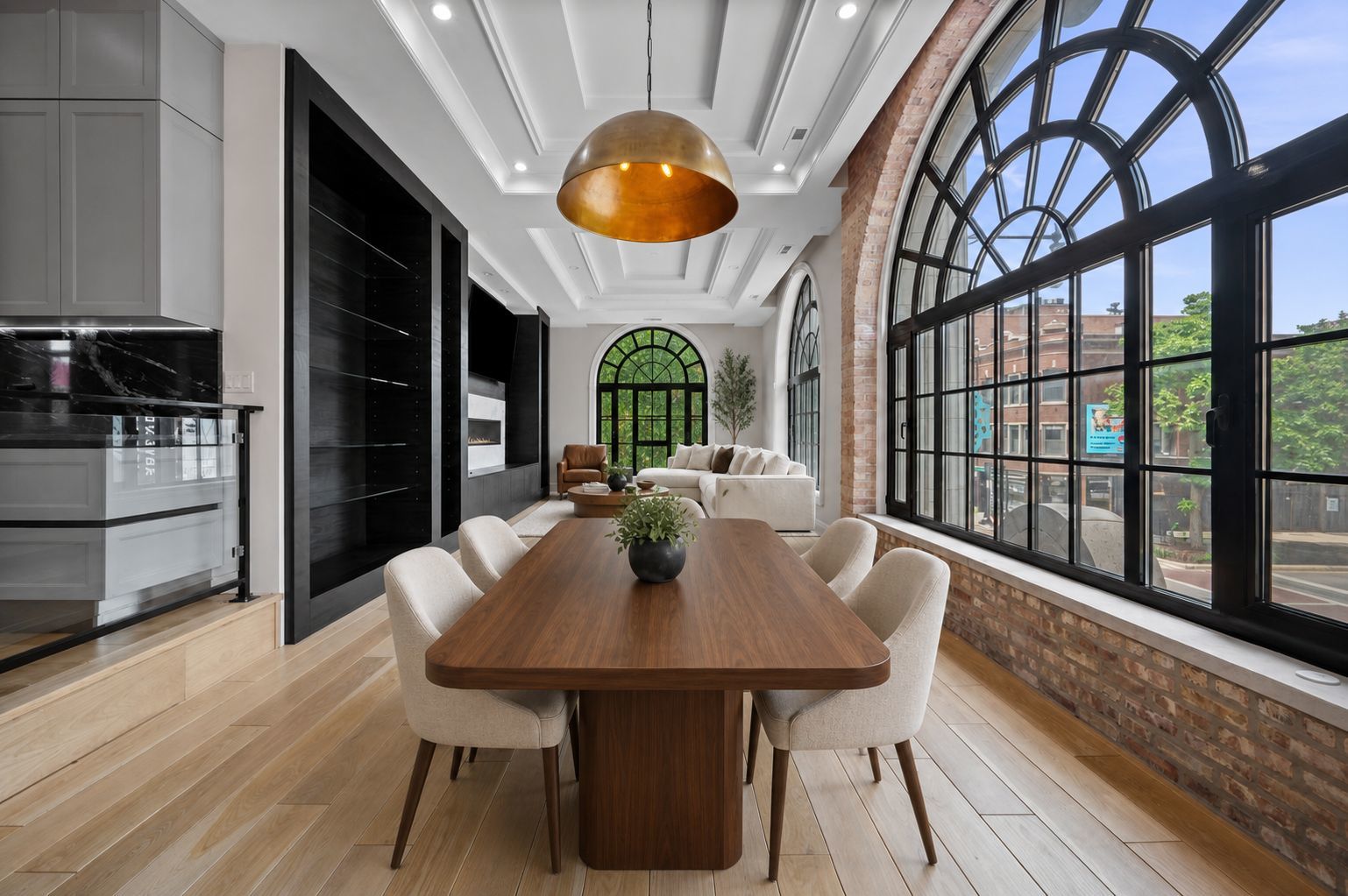 1425 W Fullerton Avenue Unit: 2N