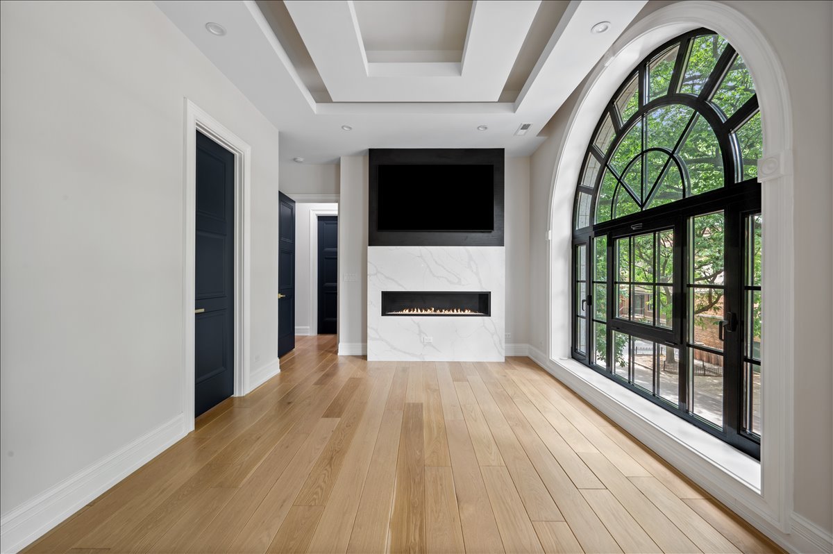 1425 W Fullerton Avenue Unit: 2N