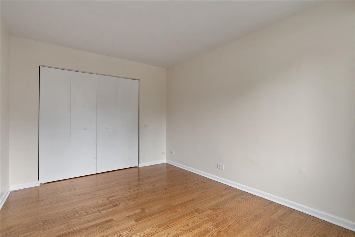 2122 N Lincoln Avenue Unit: A1