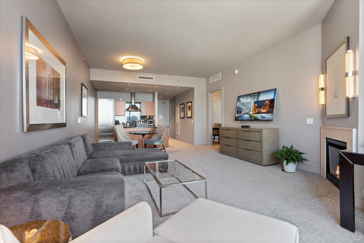 401 N Wabash Avenue Unit: 2222